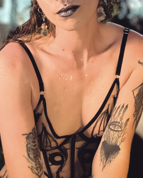 Performer JadeWraith Photo 7