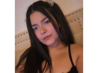 Dhalia_Bloom profilbild på webbkameramodell