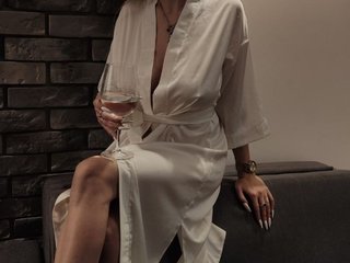 Profilbilde av YourLunaDark webkamera modell