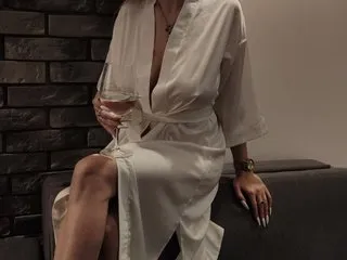 YourLunaDark profilbild på webbkameramodell