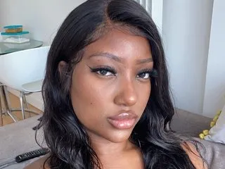 NyaraBuenoBabestation profielfoto van cam model