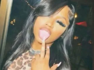 Jasminetoopretty profilbild på webbkameramodell
