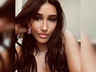 Image de profil du modèle de webcam Kimi_Ivy