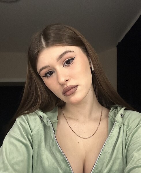 Darsteller AngeLinA199 Foto 9