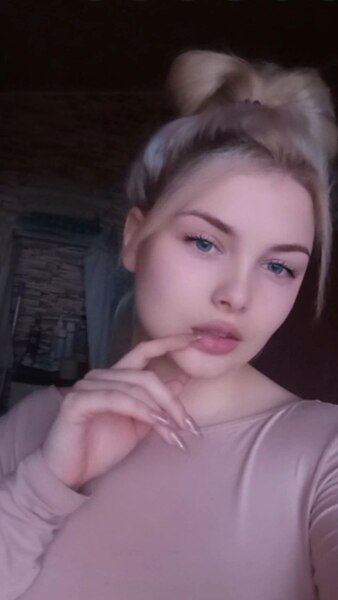 Darsteller EmilyEwanss Foto 2