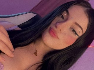 Imagen de perfil de modelo de cámara web de kriss_evanss