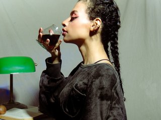 Kalahnna profielfoto van cam model