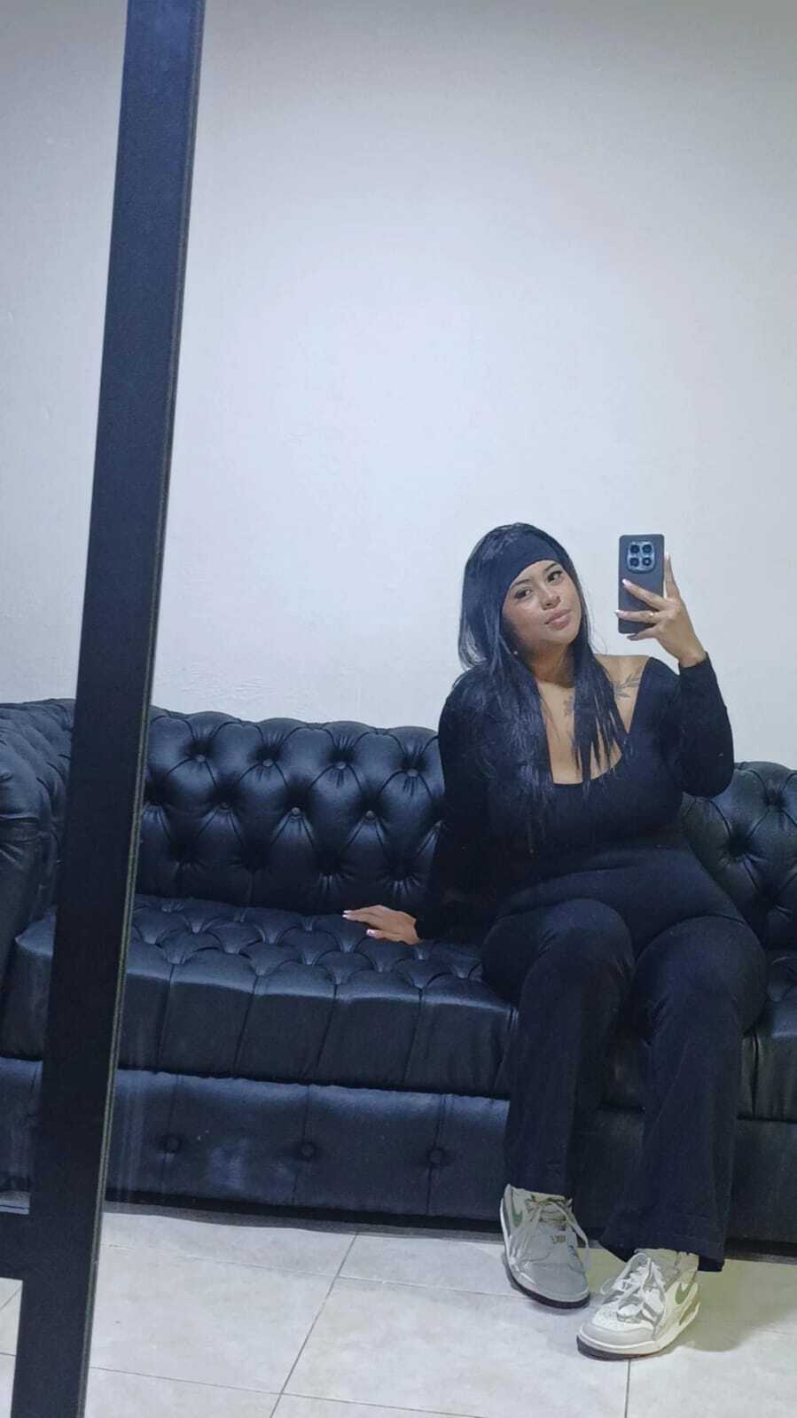 Performer sharon_scothh Photo 5