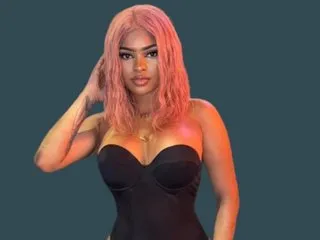 HannyThompson profielfoto van cam model