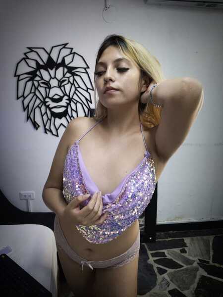 Intérprete CloeyBond Foto 6