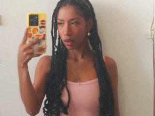 LeilaEbonyKm immagine del profilo del modello di cam