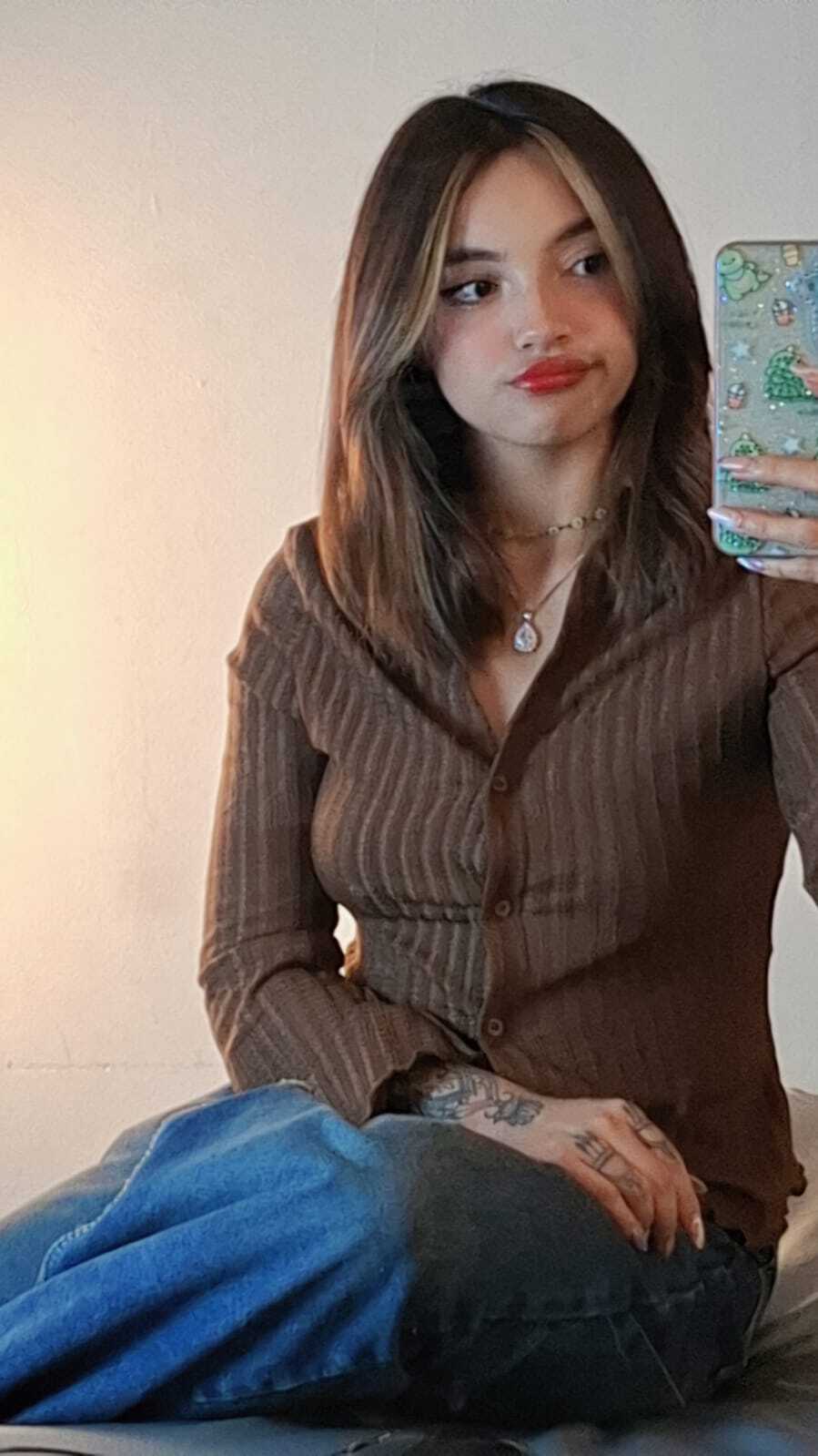 Performer Victoriaa2Doll Photo 2