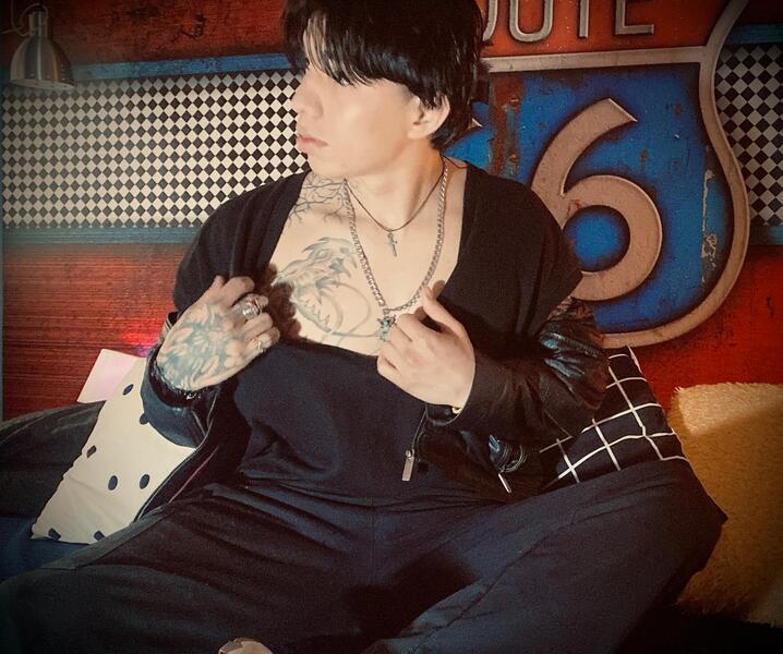 Performer AlejandroCont Photo 2