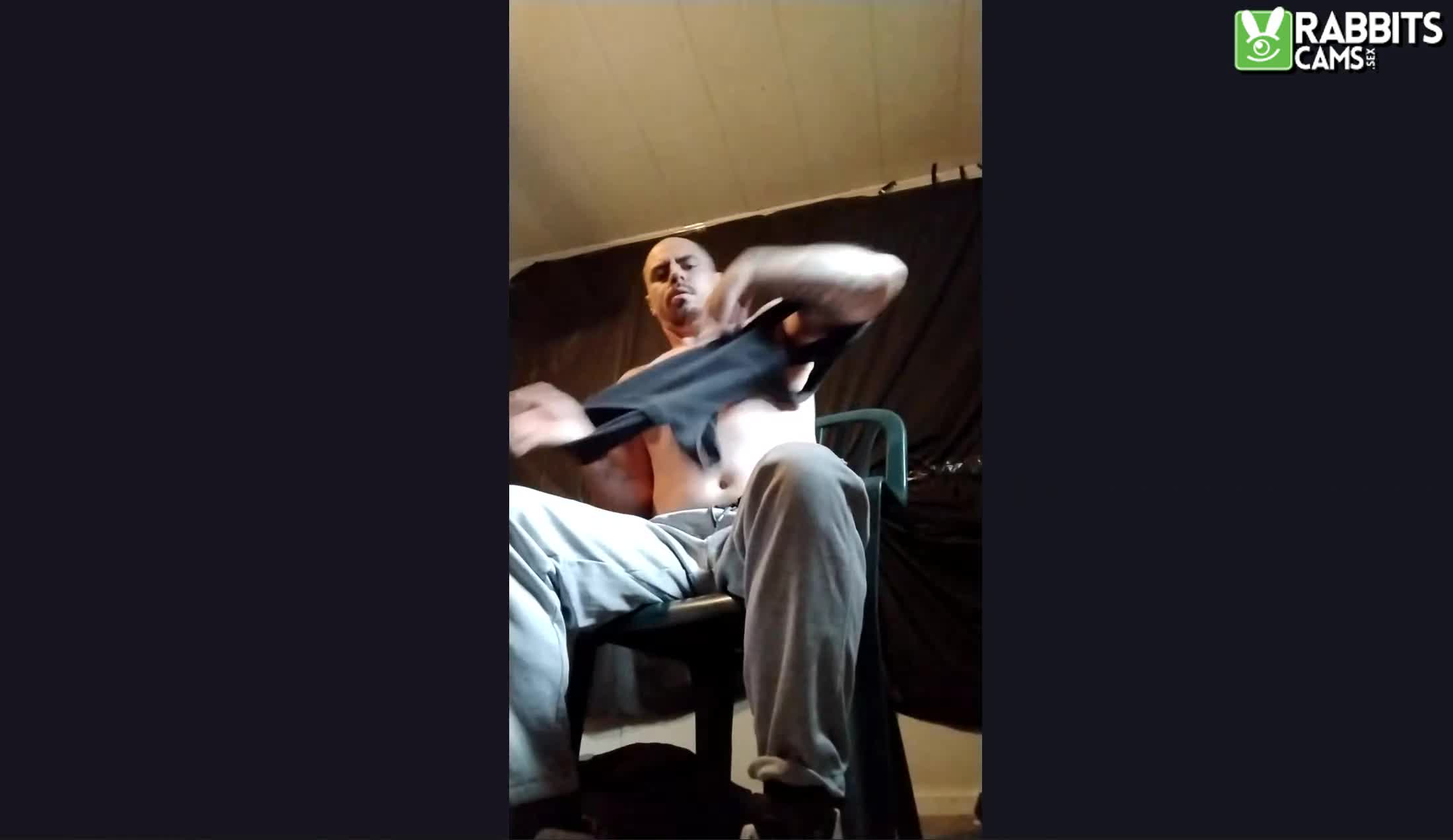 Darsteller Fitpapimuscleroom Video 1