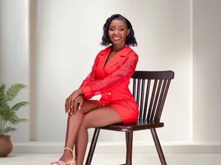 Image de profil du modèle de webcam NaughtyLittleRoxy