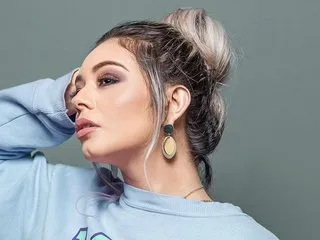 Imagen de perfil de modelo de cámara web de ZaraMillerr18