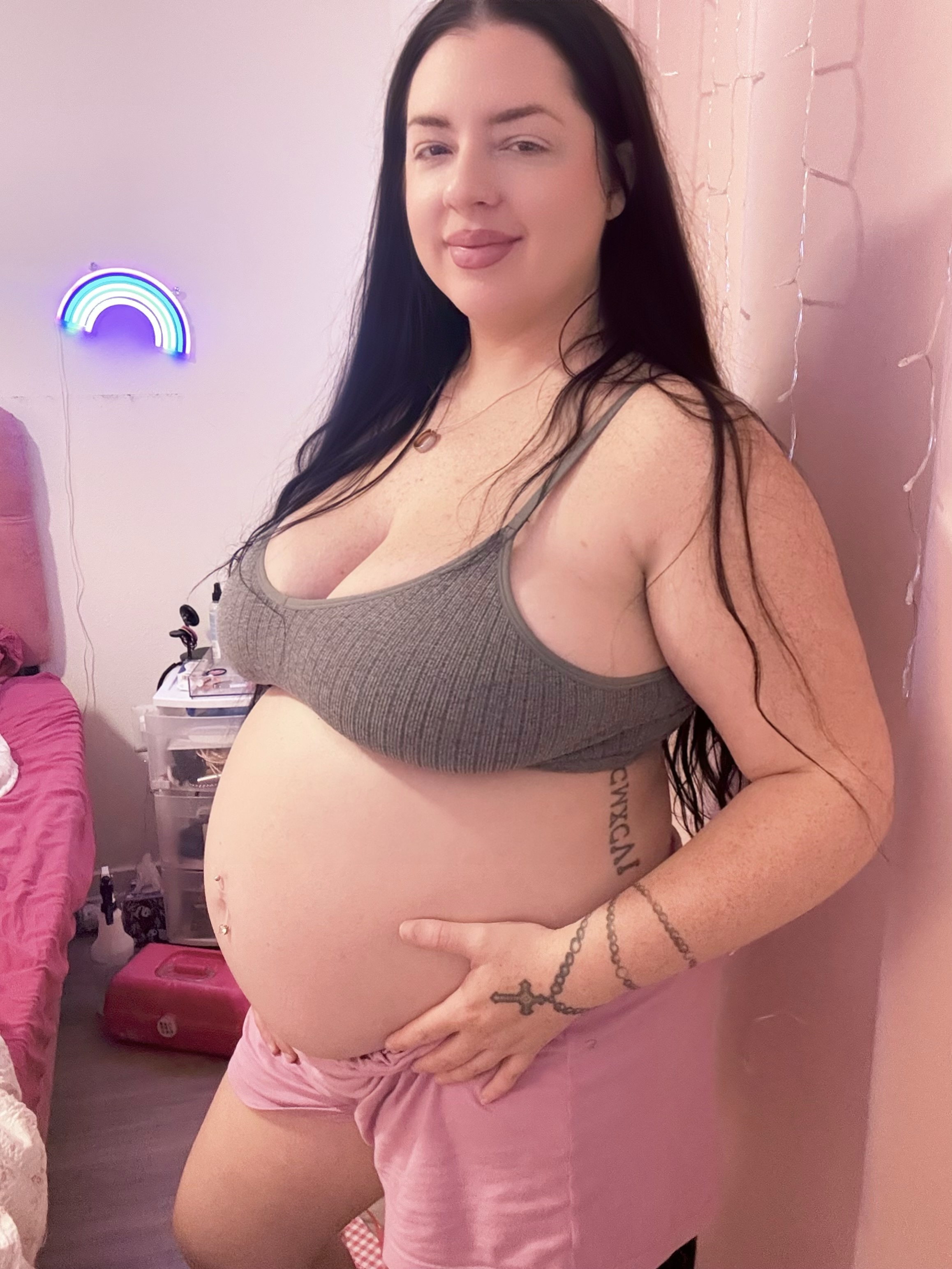 Intérprete PregnantRainbow Foto 6