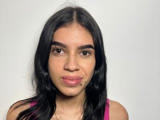 Imagen de perfil de modelo de cámara web de kathelahermosa23