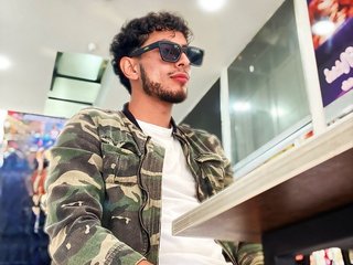 Image de profil du modèle de webcam Piggy_Eddy