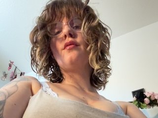 Profilbilde av Mothh19 webkamera modell