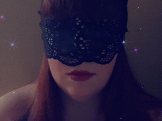 Hoelistic_Holly cam model profile picture