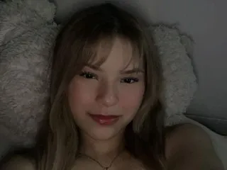 Yurayury profielfoto van cam model