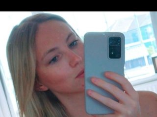 Tallblondiexx profielfoto van cam model 