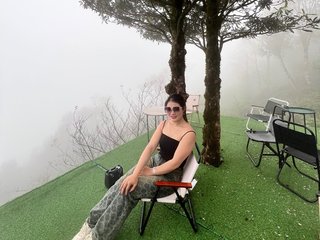 MninMnin cam model profile picture