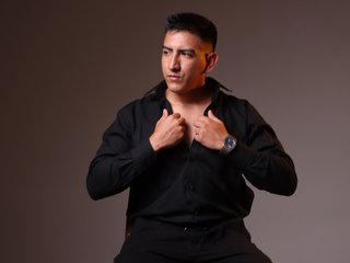 NoahSantana profilbild på webbkameramodell