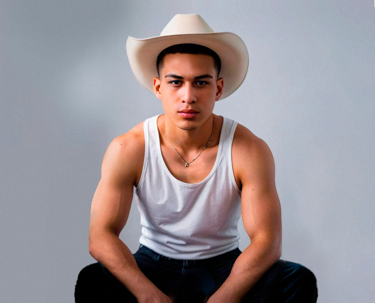 Utøver AdanZaenz Bilde 1