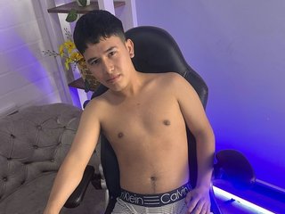 Image de profil du modèle de webcam DannerSex