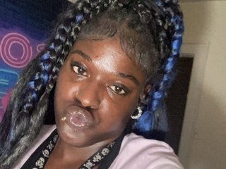 NezhaLove profilbild på webbkameramodell