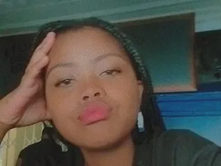 MINNIE111 profilbild på webbkameramodell