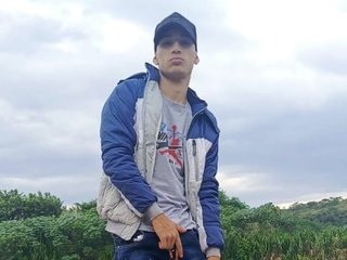 leohunteer cam model profile picture