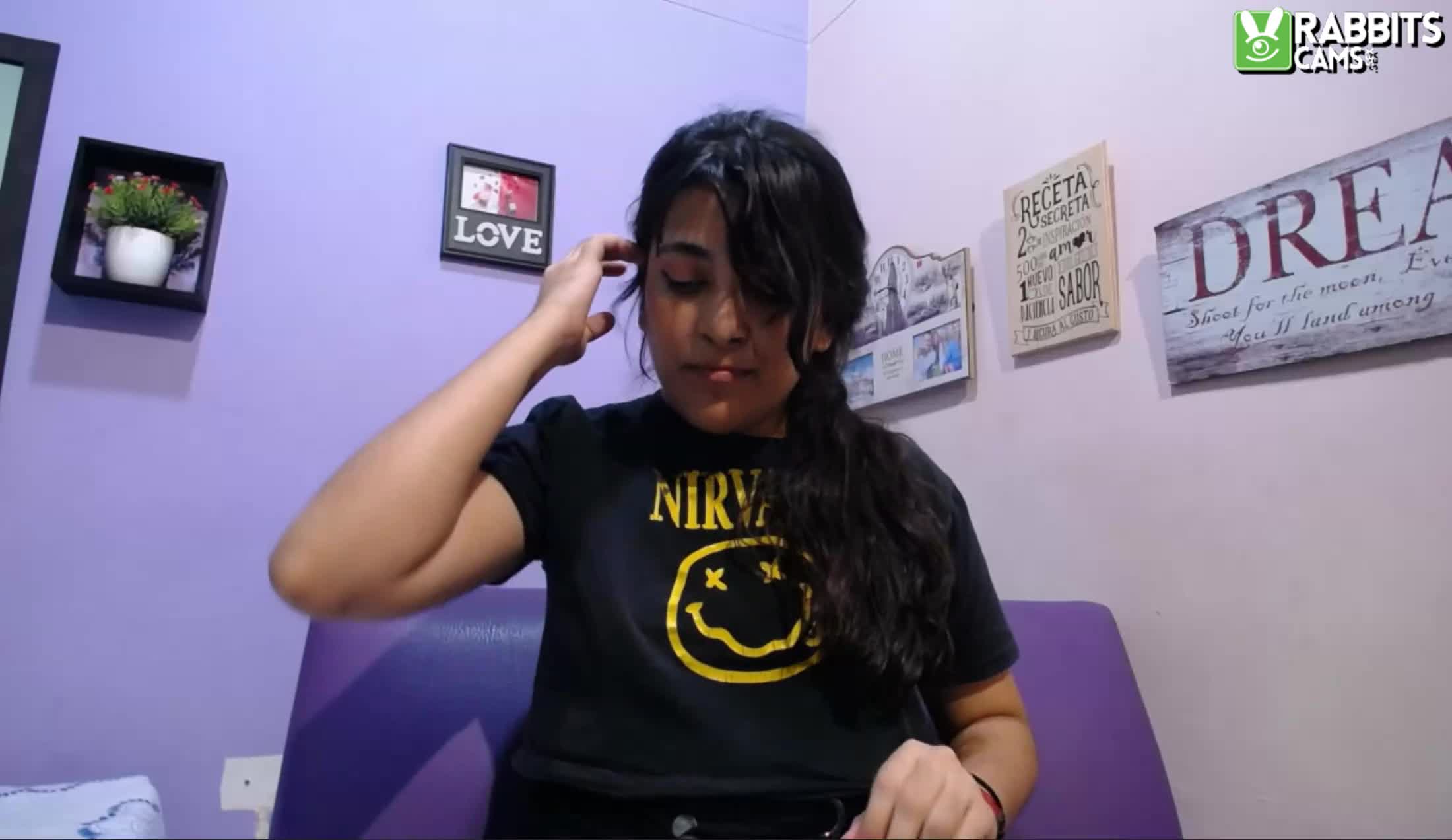 Artista KarenLittle Video 1