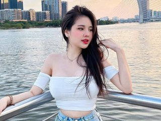 Image de profil du modèle de webcam Lina_200