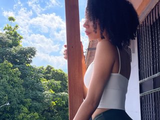 Imagen de perfil de modelo de cámara web de MarianaBroown