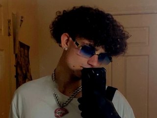 ExoticKing profilbild på webbkameramodell 
