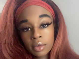 KandipaintLove profilbild på webbkameramodell