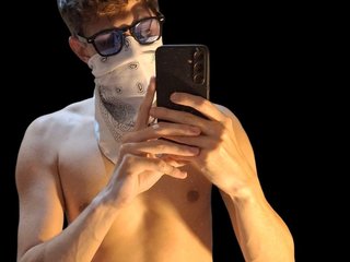 Image de profil du modèle de webcam HungBandit