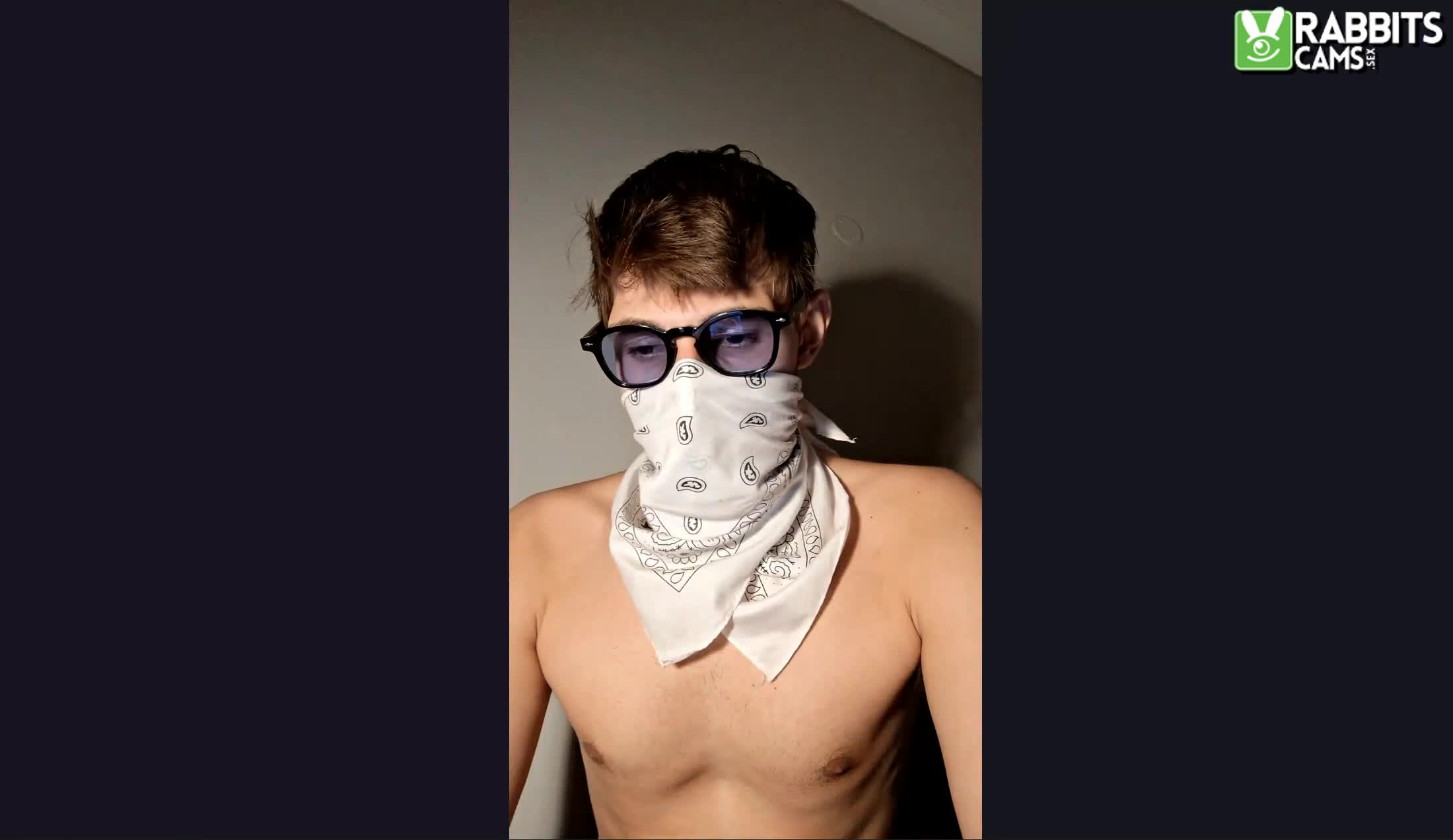 Intérprete HungBandit Video 1