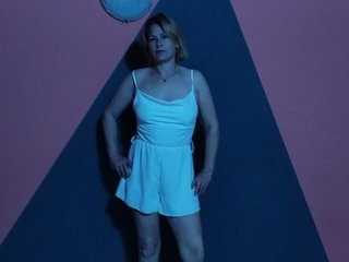 Senah profilbild på webbkameramodell