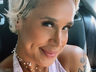 justjoana01 profilbild på webbkameramodell