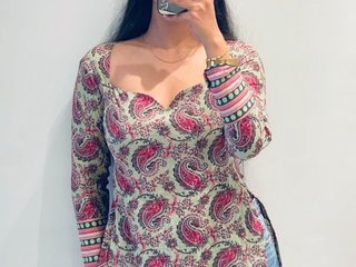 Image de profil du modèle de webcam Roshi_Love