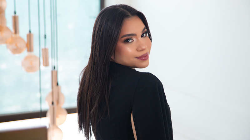 Utøver LarizaStone Bilde 7