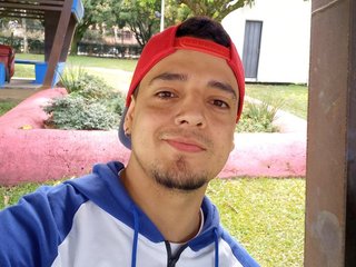 Image de profil du modèle de webcam Alejandro0700