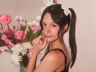 Image de profil du modèle de webcam ViolethNova