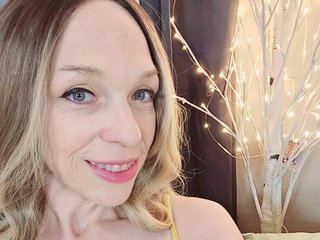 Foto de perfil de modelo de webcam de HaileeAtHome 