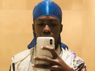 Profilbilde av chombo_ath18 webkamera modell