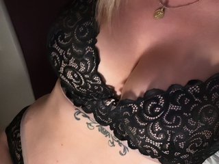 Image de profil du modèle de webcam LexiiXoX